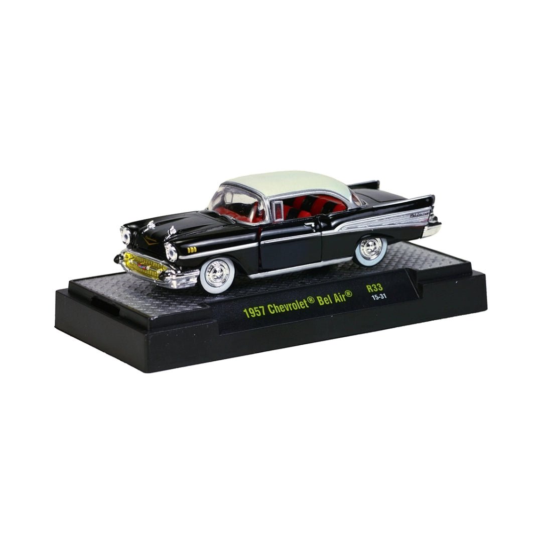 1957 Chevrolet Bel Air - Black & White (Clamshell Blister Packaging)