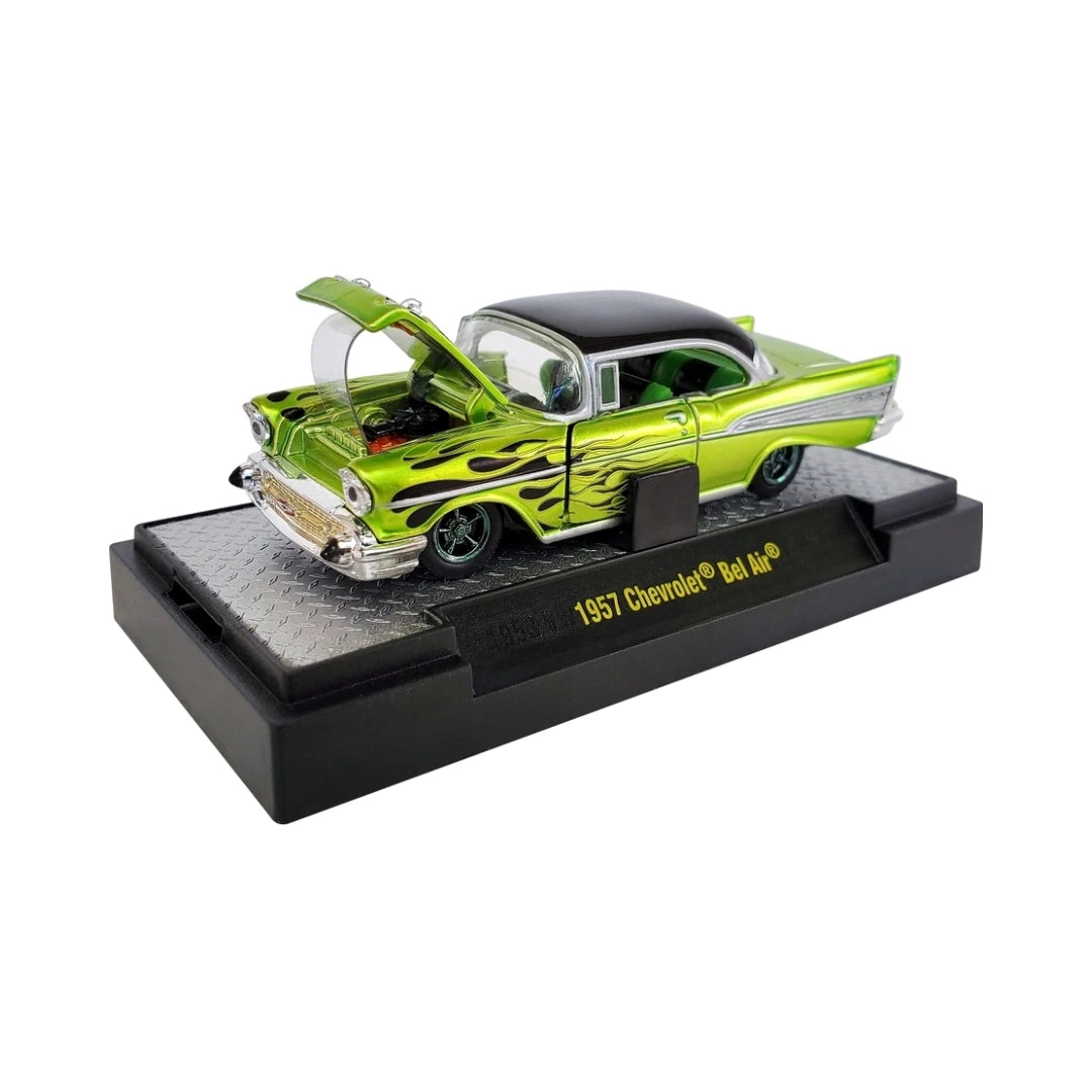 1957 Chevrolet Bel Air - Green & Black Flames (Super Chase, Auto-Thentics Release S21, Collectables Corner)
