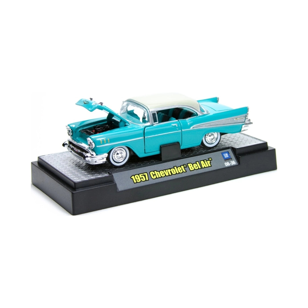 1957 Chevrolet Bel Air - Turquoise with White Roof (Auto-Thentics - Clamshell Blister)