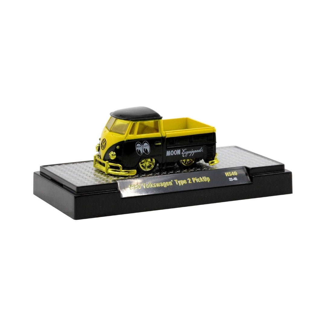 1960 Volkswagen Type 2 PickUp + Black/Yellow (Yellow Chrome Chase)