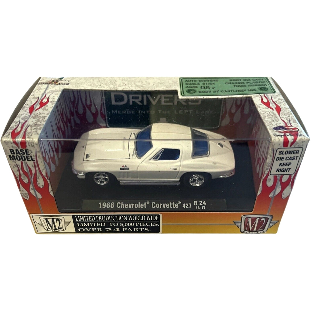 1966 Chevrolet Corvette 427 – White (Blue Interior, Chrome Rims, Box)
