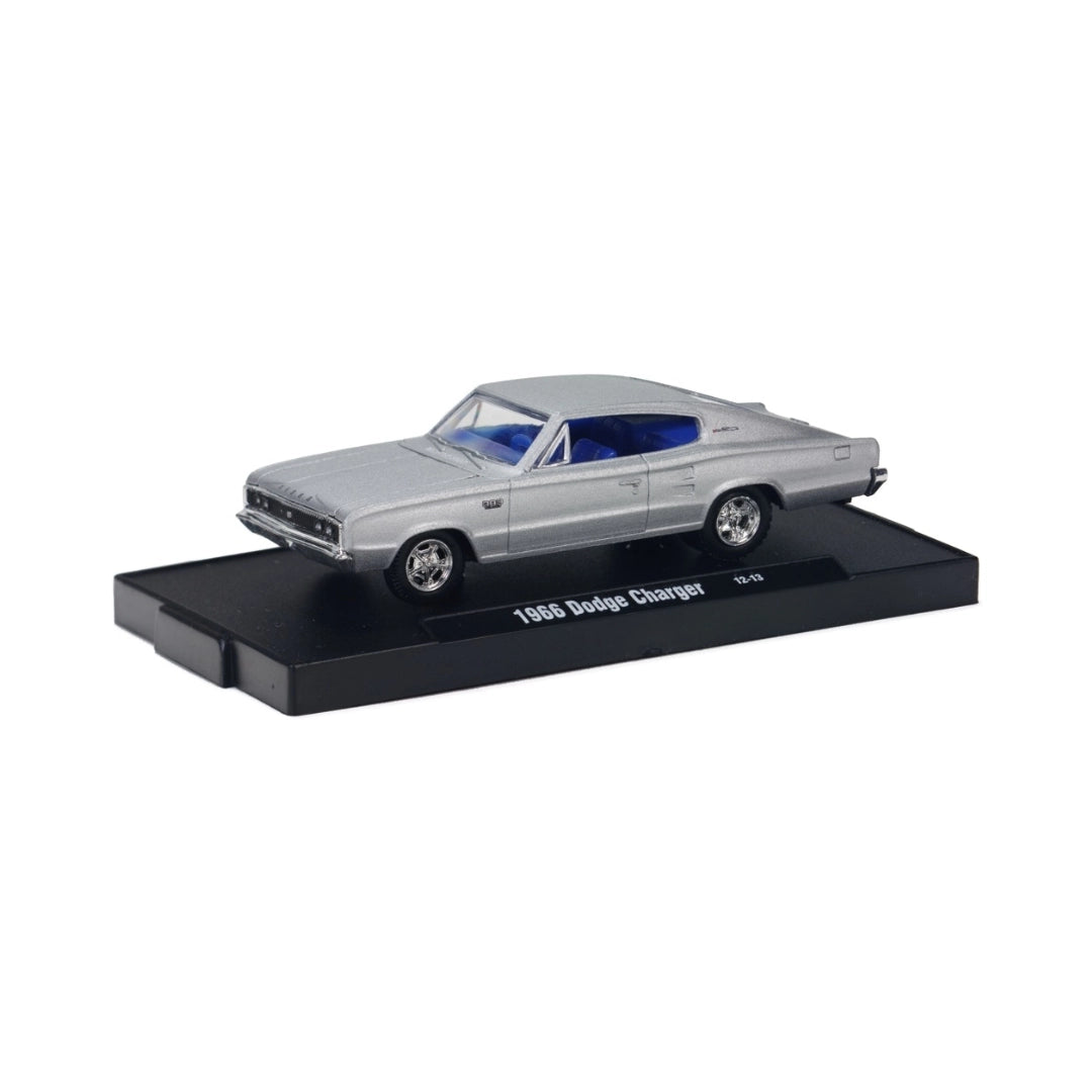 1966 Dodge Charger - Silver (Auto-Drivers / Boxed Version)