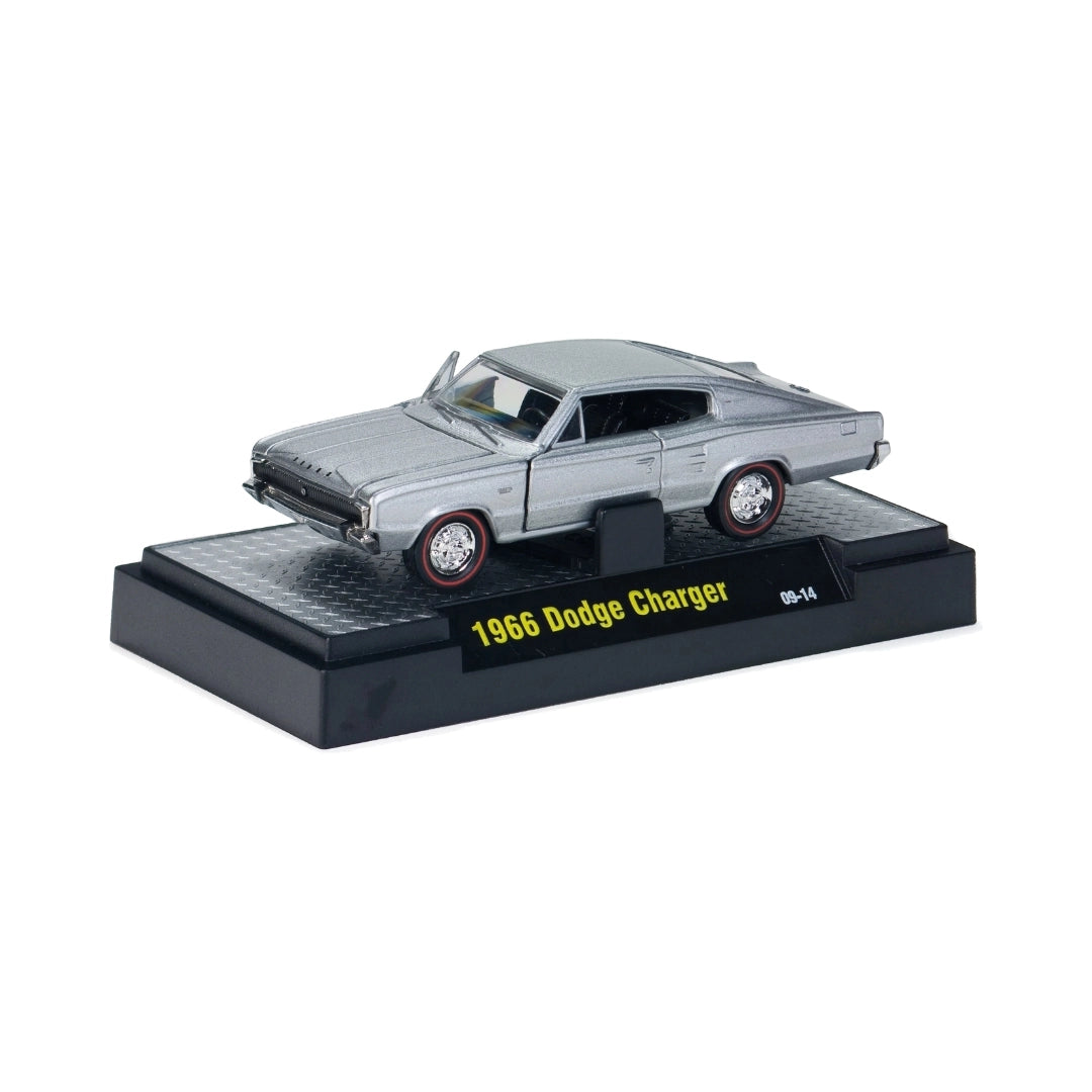 1966 Dodge Charger - Silver (Box, Detroit-Muscle)