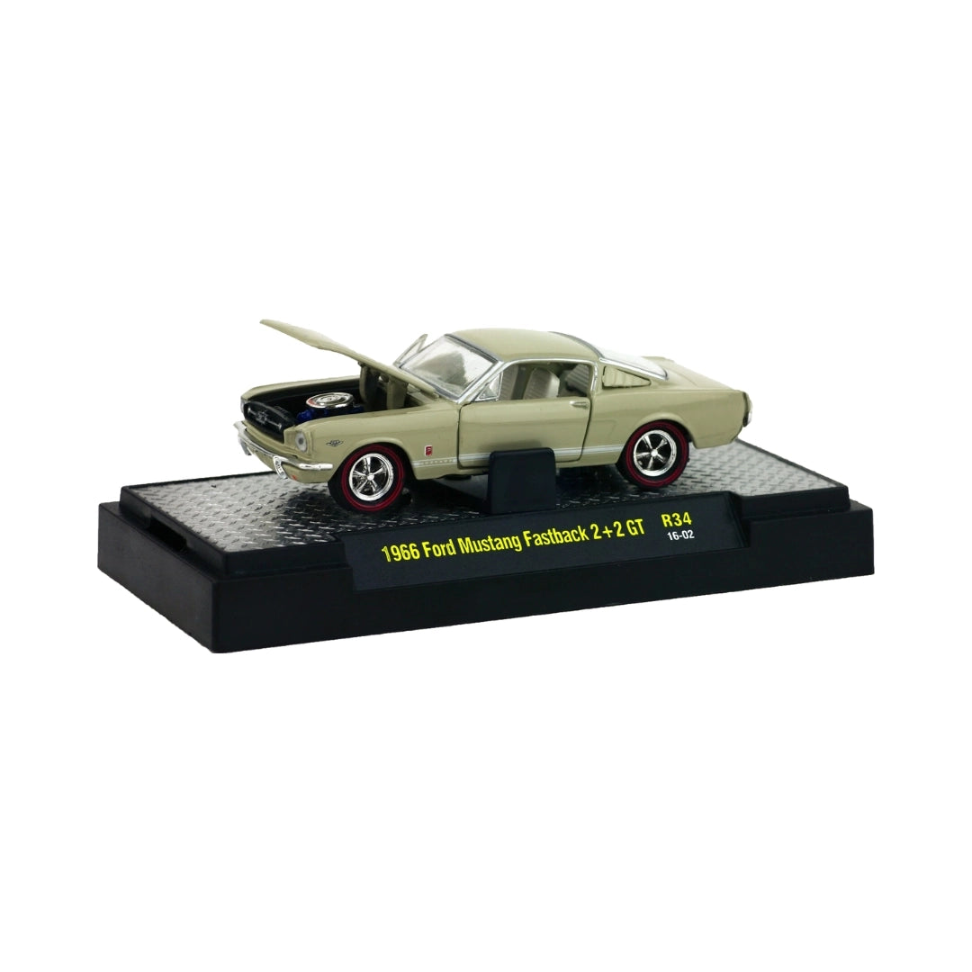 1966 Ford Mustang Fastback 2+2 GT - Light Green