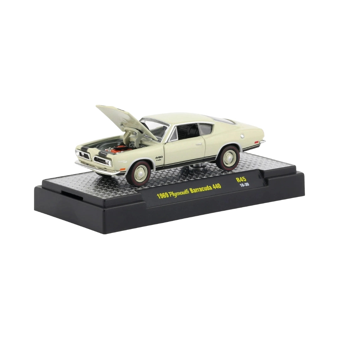 1969 Plymouth Barracuda 440 – Off White / Cream