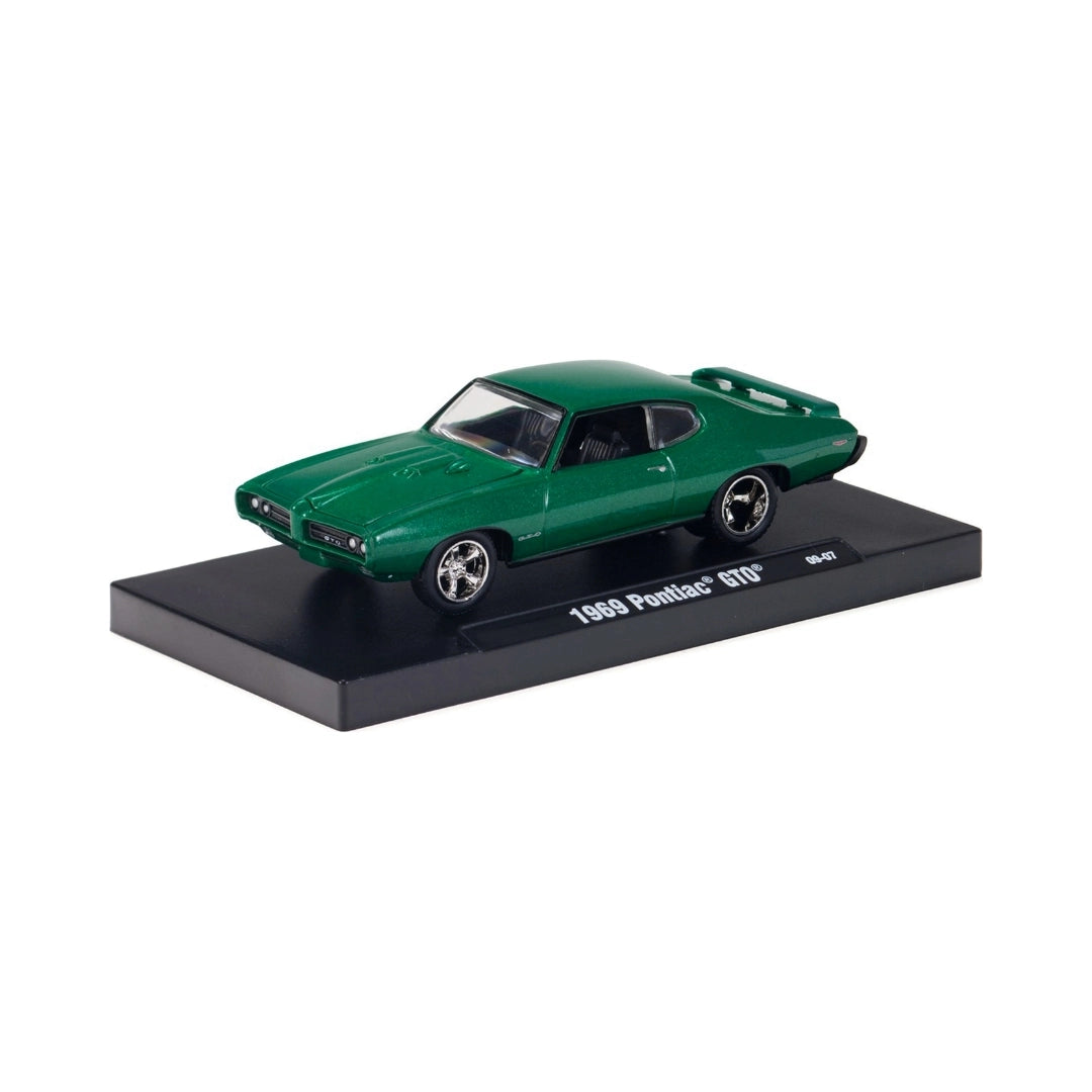 1969 Pontiac GTO - Green (Blister Card)