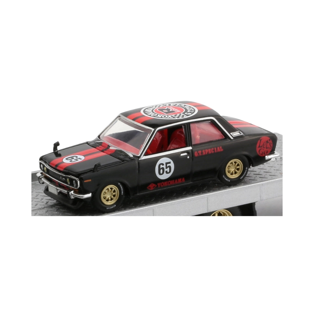 1970 Datsun 510 – Black and Red Racing Livery (Gold Rims and Black Interior)