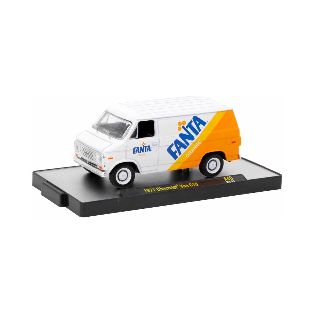 1971 Chevrolet Van G10 - White/Orange Fanta (White Chrome Rims & Details)