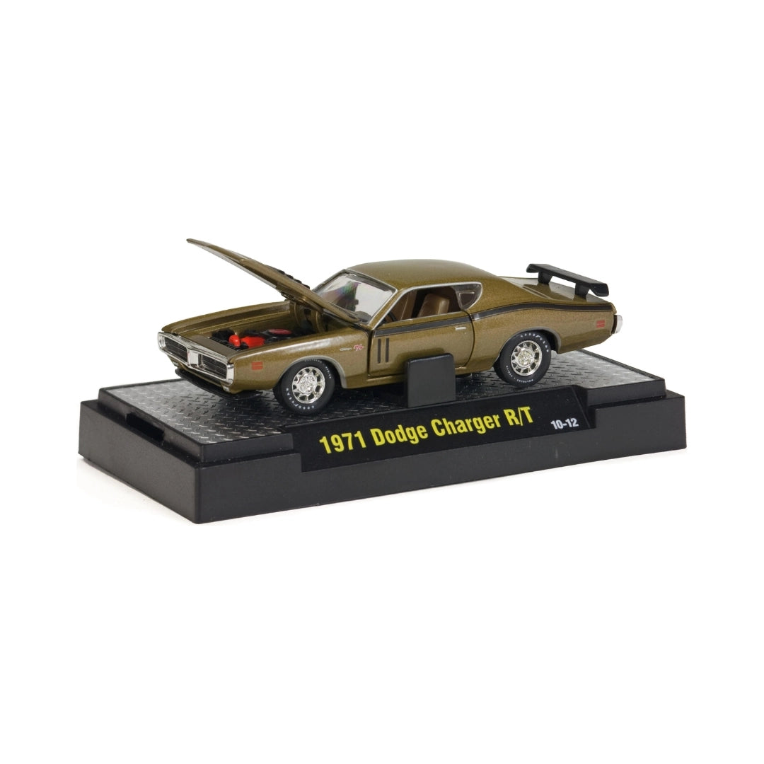 1971 Dodge Charger R/T - Gold Metallic/Black Stripe (Detroit-Muscle Premium Range) - Box