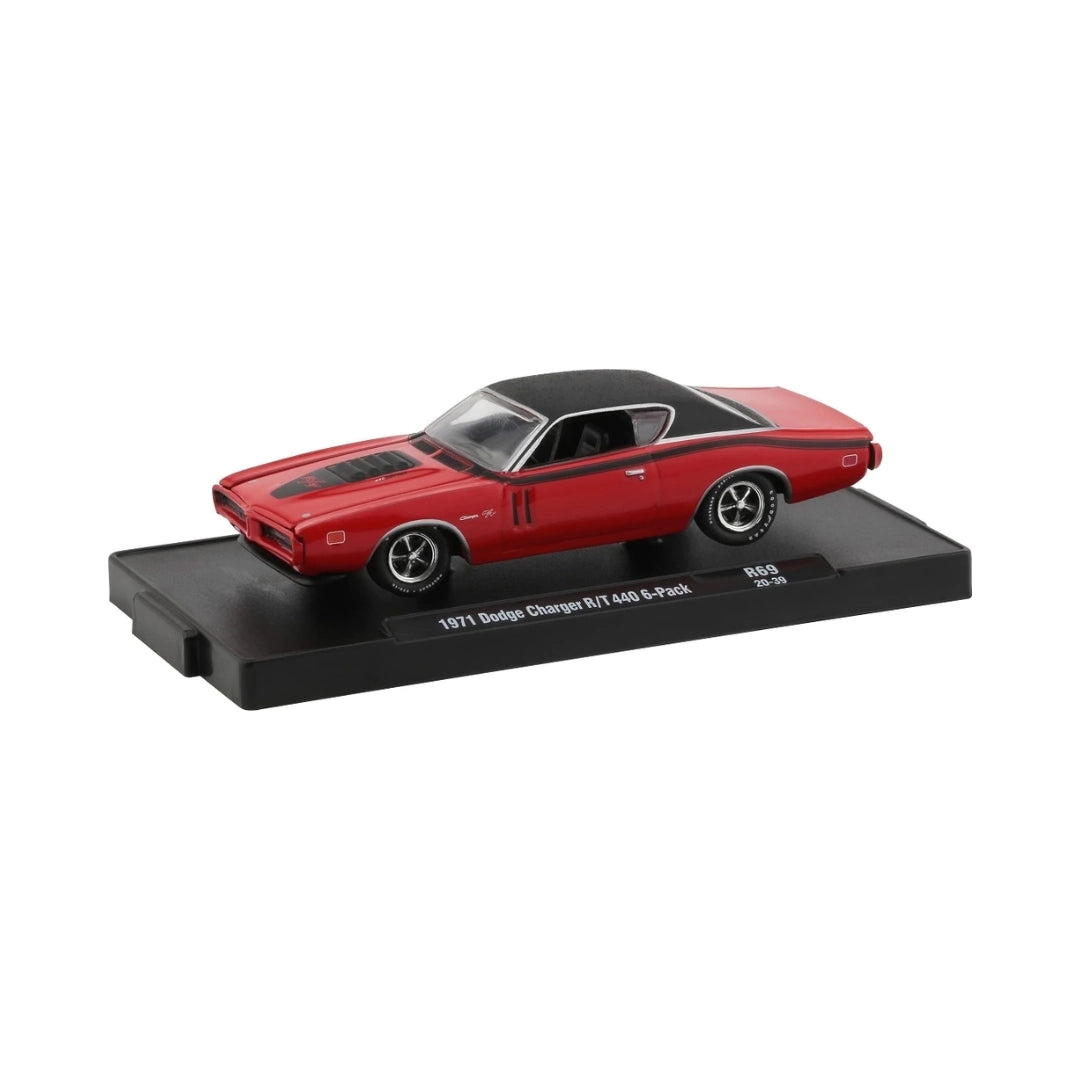 1971 Dodge Charger R/T 440 6-Pack - Red/Black (Auto-Drivers Release 69 / Limited Edition)
