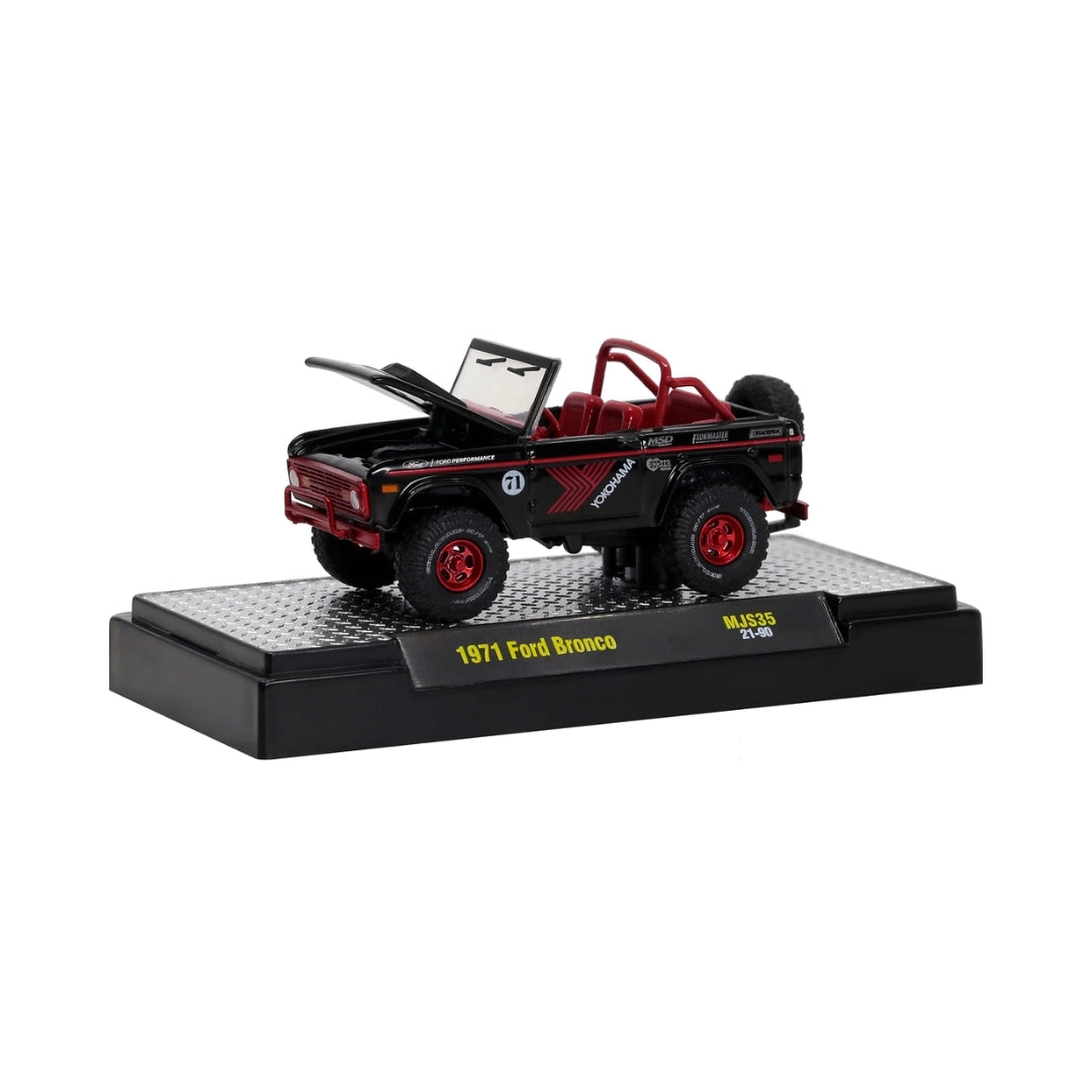 1971 Ford Bronco - Black (Red chrome rims, Roll cage, Chase)