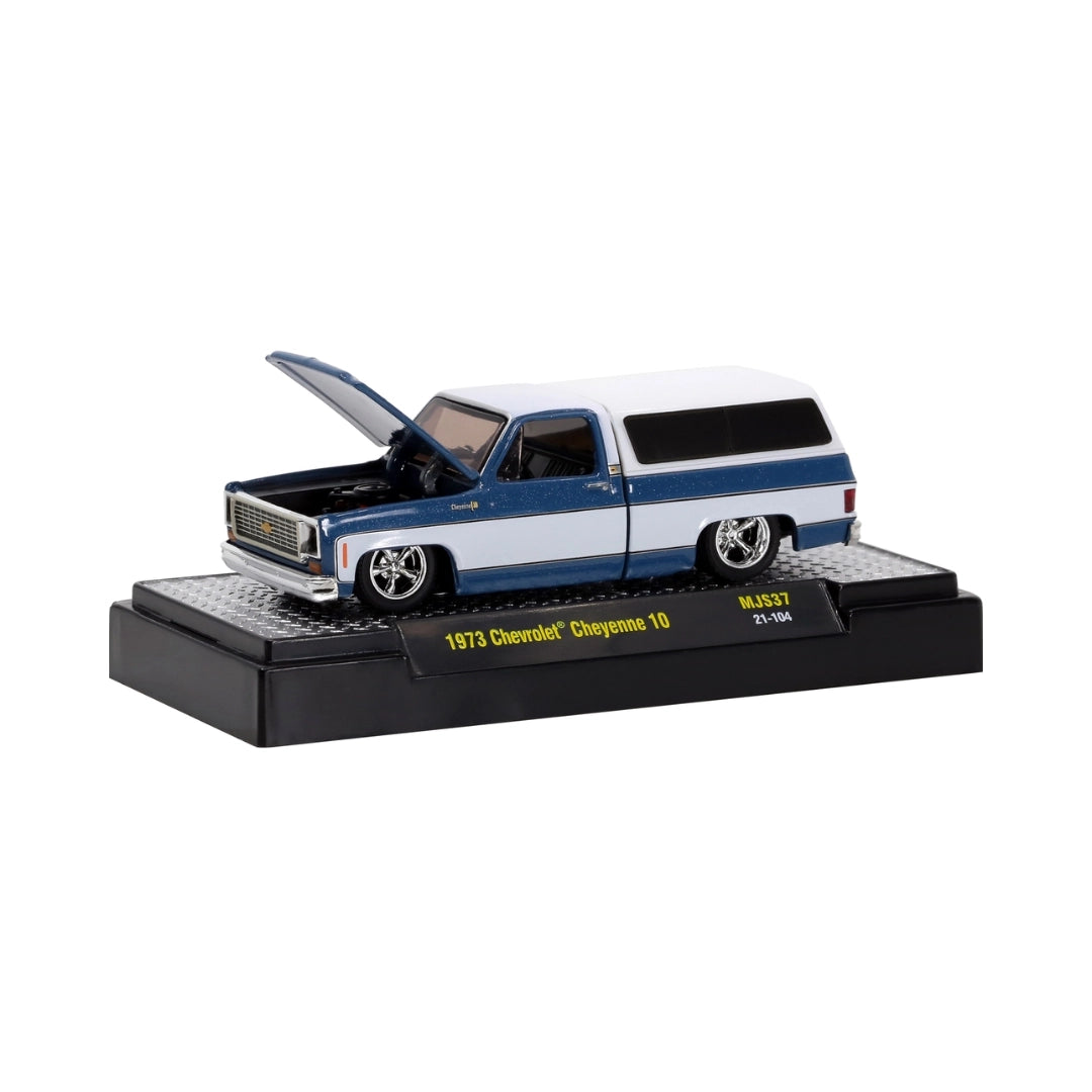 1973 Chevrolet Cheyenne 10 - Blue & White SUV (Silver Chrome Details, Black Interior, Brown Tinted Windows)