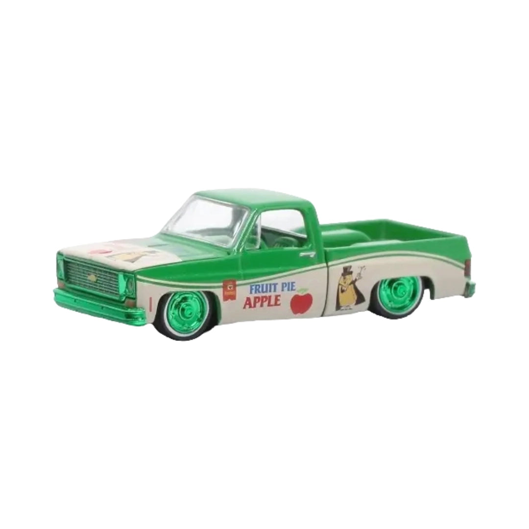 1974 Chevrolet Cheyenne Super 10 - Green "About the Apple" (Silver Chrome Details, Black Interior)