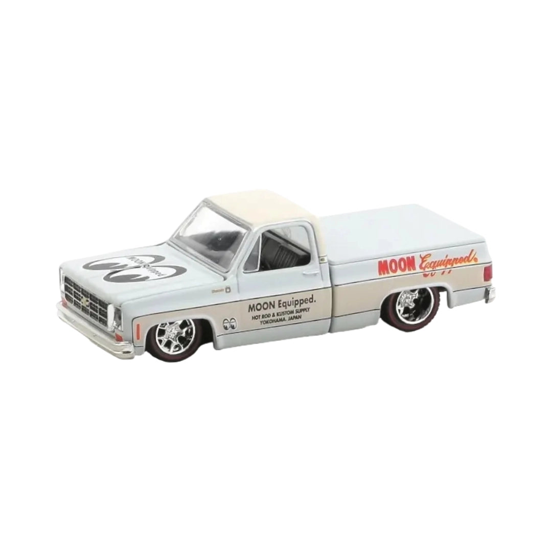 1978 Chevrolet Silverado - White Moon Equipped Livery / Silver Chrome Details, Black Interior