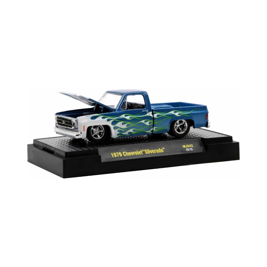 1979 Chevrolet Silverado - Blue & White Flames Chase (Blue Chrome Details, Blue Interior)