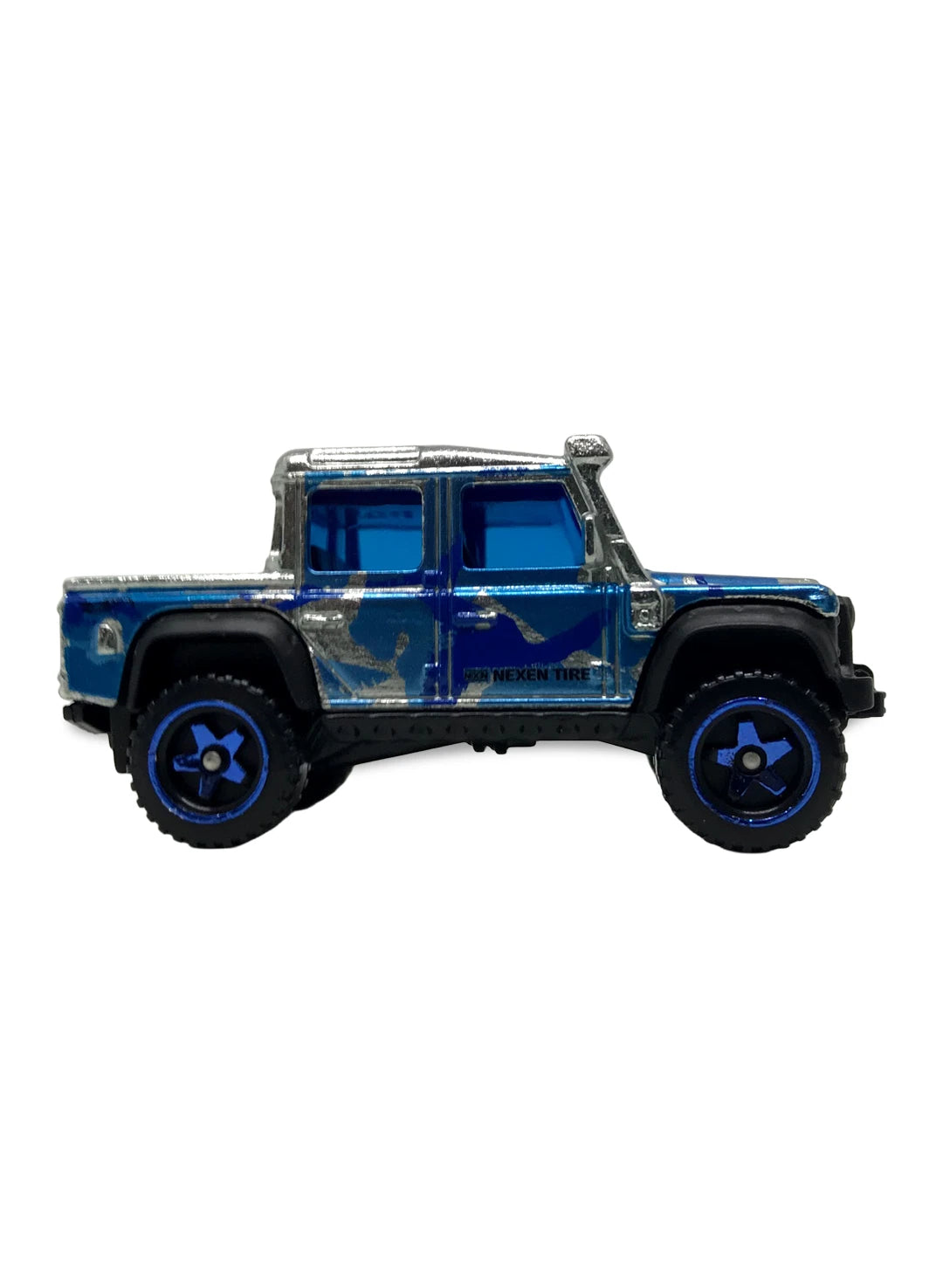 Hot Wheels Walmart Exclusive ZAMAC Editions 2019 Land Rover '15 Defender Double Cab 1:64 – ZAMAC