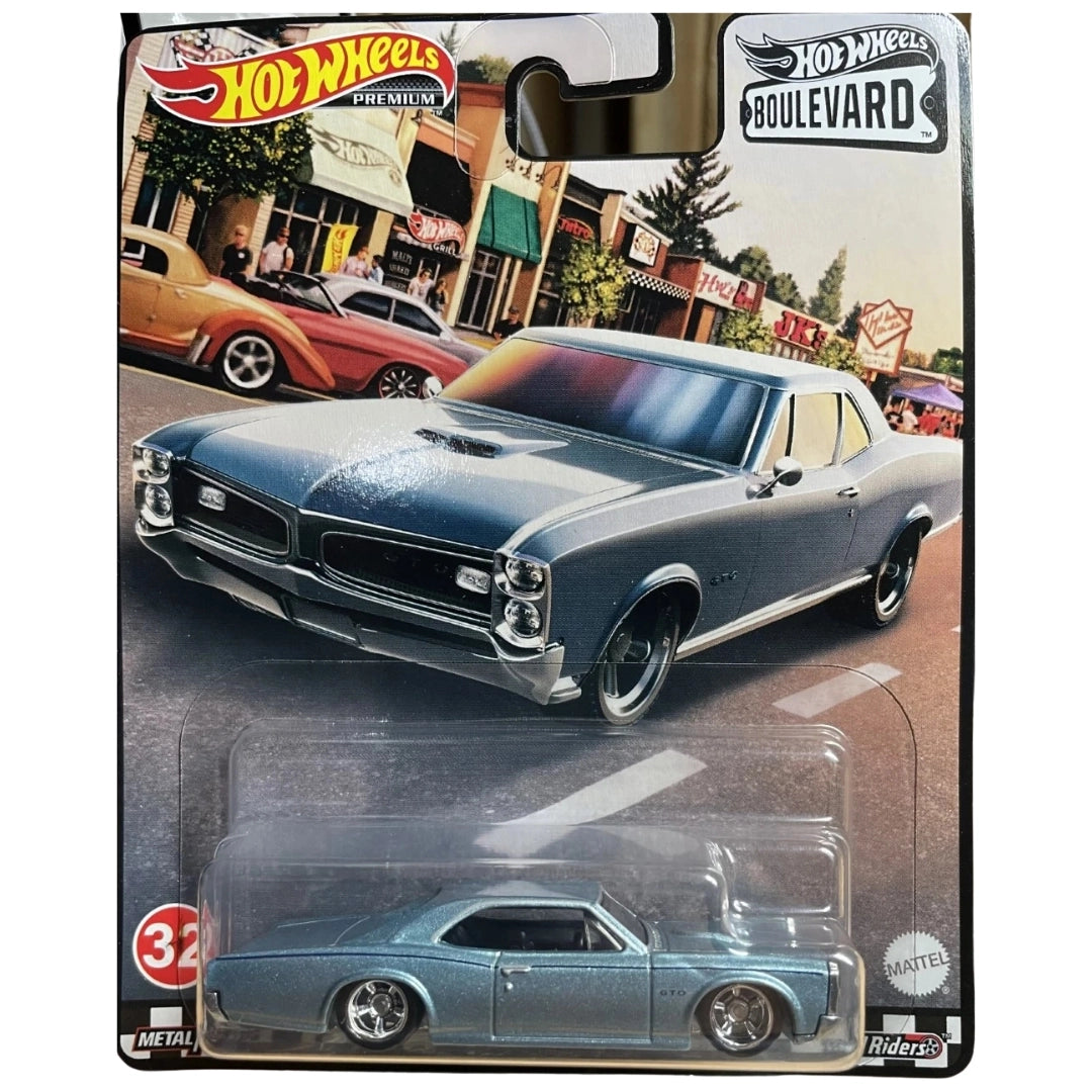 Hot Wheels 1:64 '66 Pontiac GTO Pale Metallic Blue