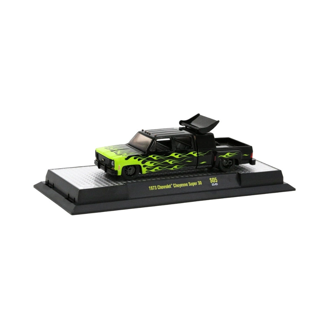 Chevrolet Cheyenne Super 30 - Black & Green Flames (Black Hood Open, Green Flame Deco)