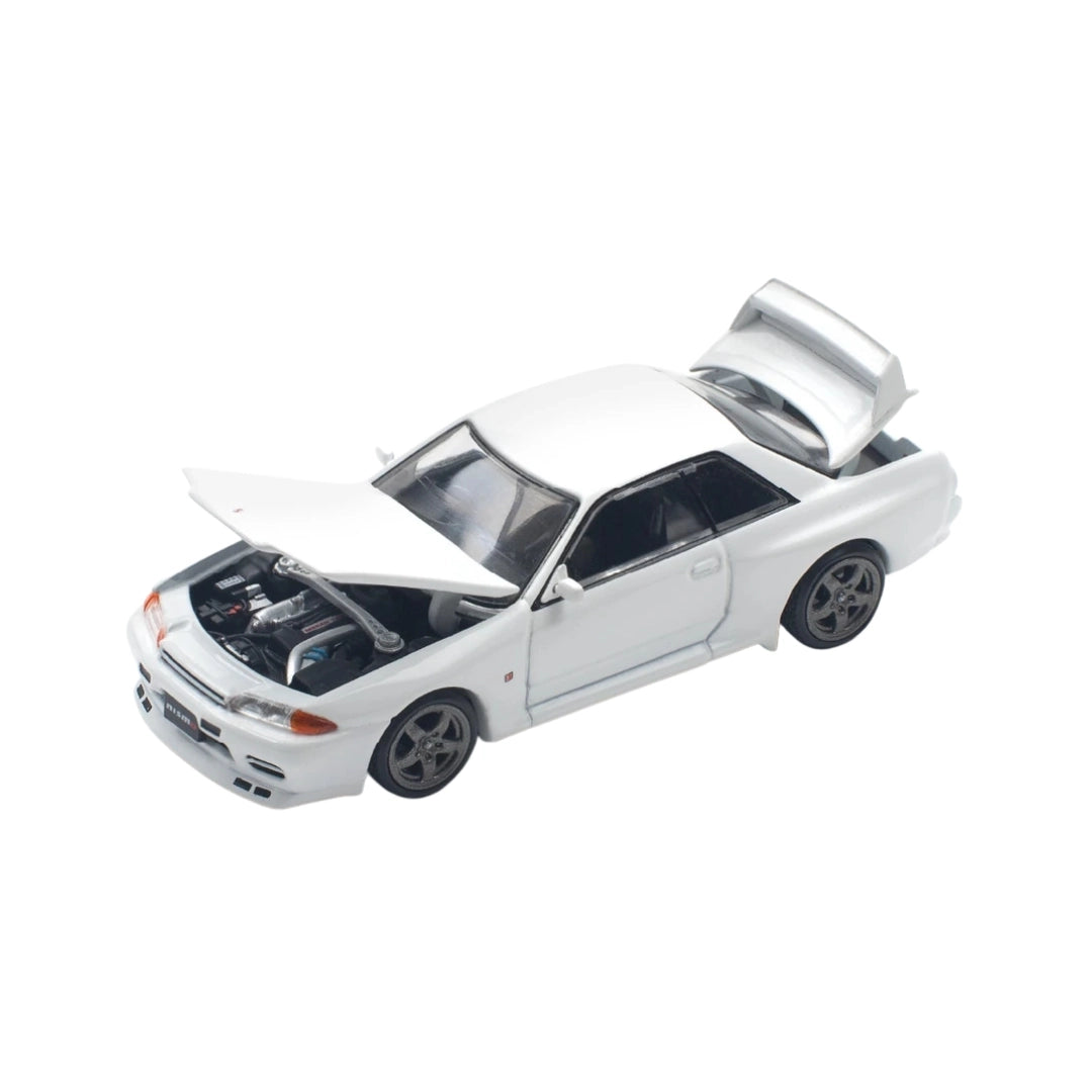 Nissan Skyline GT-R R32 - Crystal White