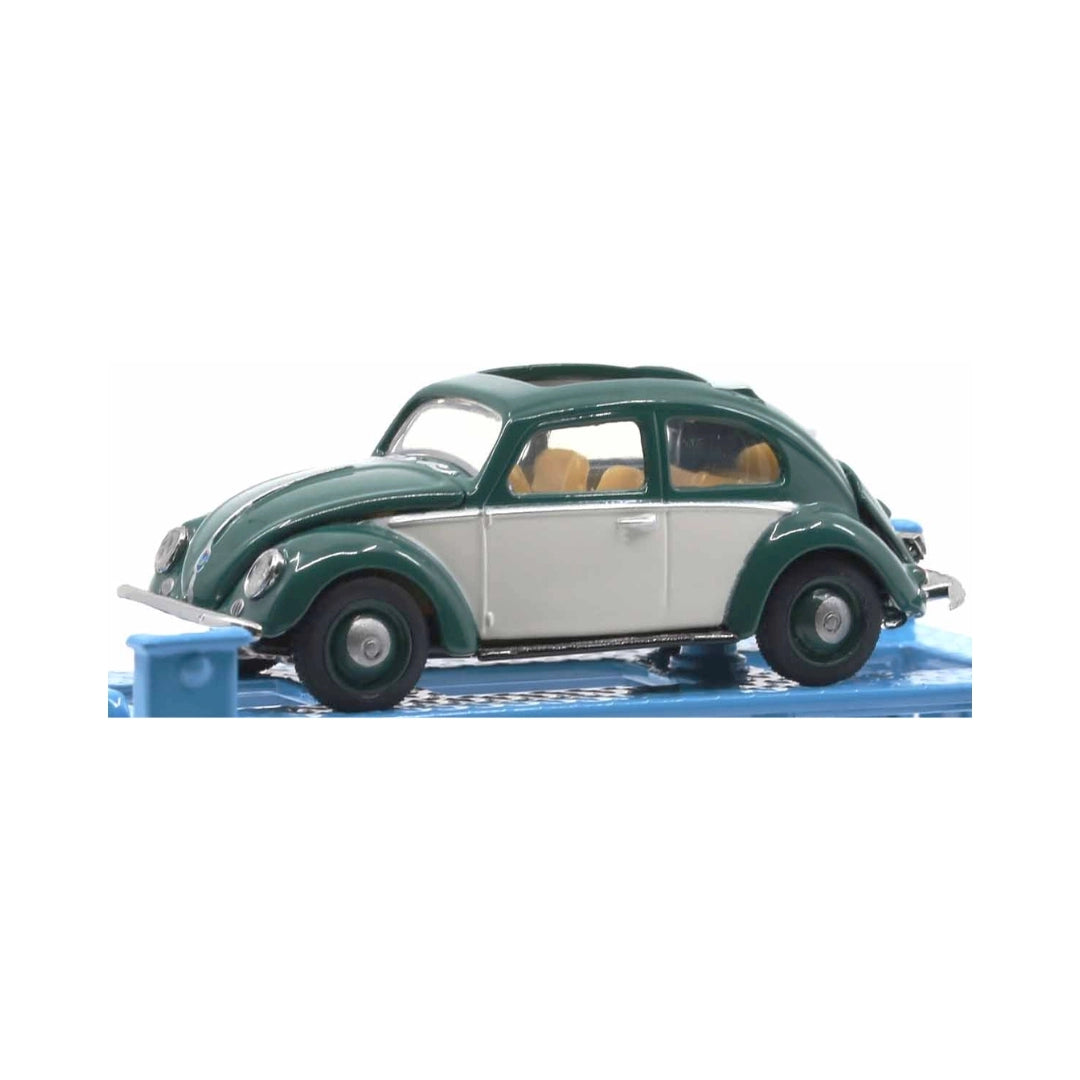 Volkswagen Beetle - Green / Silver Two-Tone (Auto-Lift Release 21)