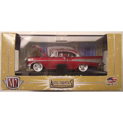 1957 Chevrolet Bel Air - Red (Auto-Thentics Release S08 - Box)
