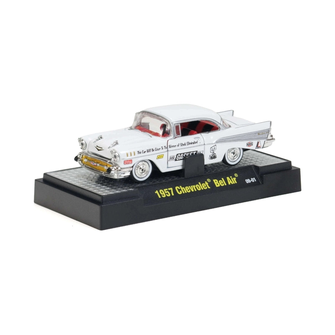 1957 Chevrolet Bel Air - White with Red Interior (Auto-Drags Release 01 Chase)