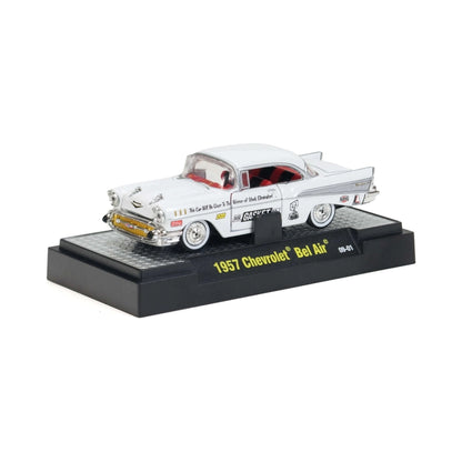 1957 Chevrolet Bel Air - White with Red Interior (Auto-Drags Release 01 Chase)