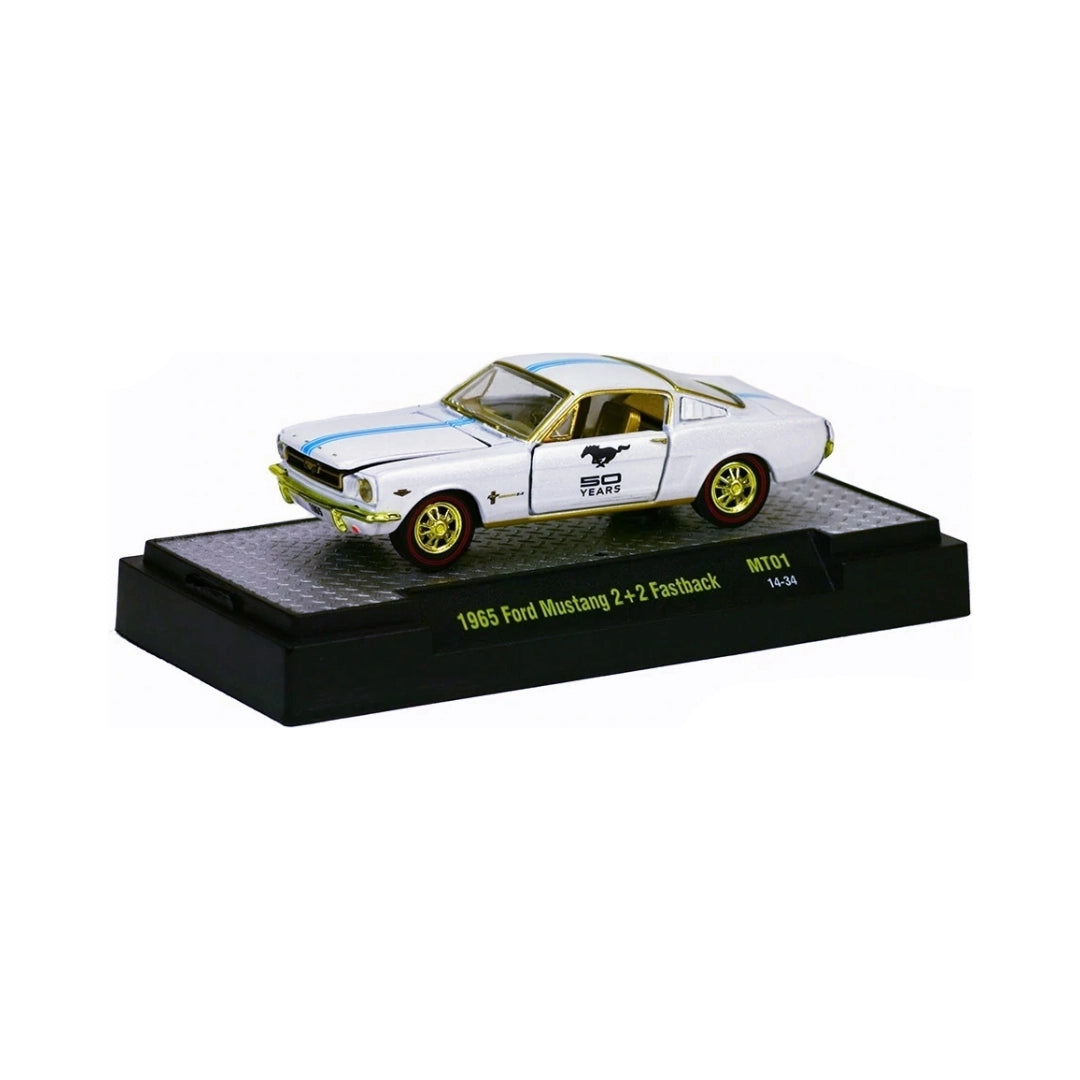 1965 Ford Mustang 2+2 Fastback - White with Gold Chrome (Chase)