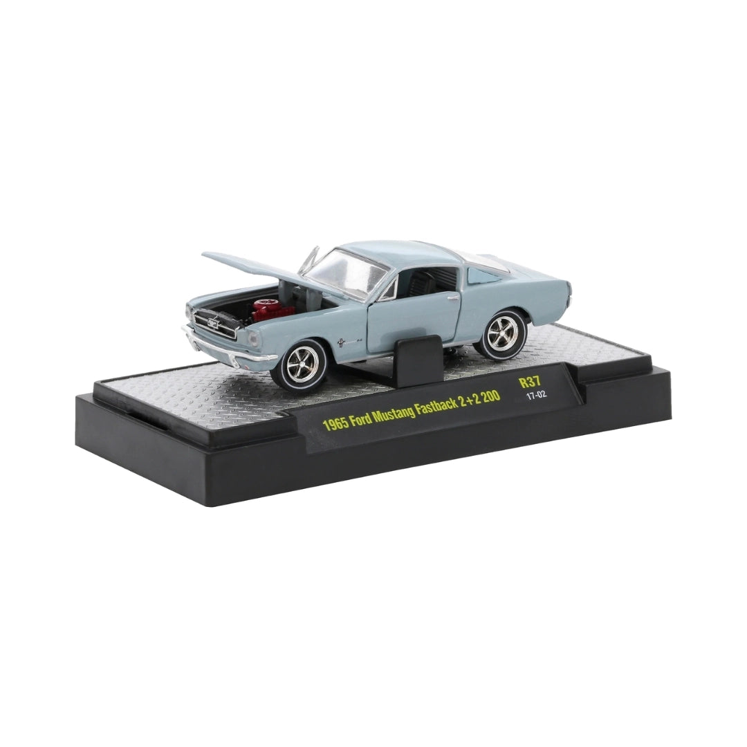 1965 Ford Mustang Fastback 2+2 200 - Light Blue
