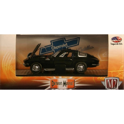 1966 Chevrolet Corvette 427 – Black (Blue Interior, Chrome Rims, Hood Open, Box)