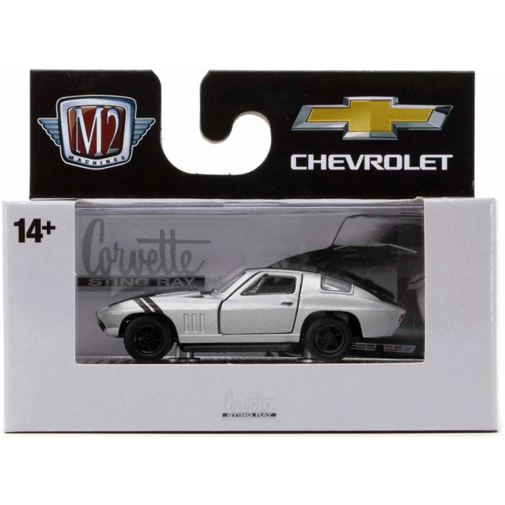 1966 Chevrolet Corvette 427 – White (Black Hood Stripes, Black Rims)