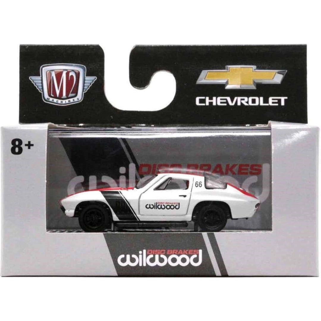 1966 Chevrolet Corvette 427 – White (Black/Red Stripes, Black Rims, Hood Open, Wilwood Livery)