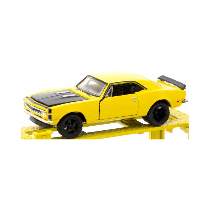 1968 Chevrolet Camaro SS 350 - Yellow/Black (Black Rims)