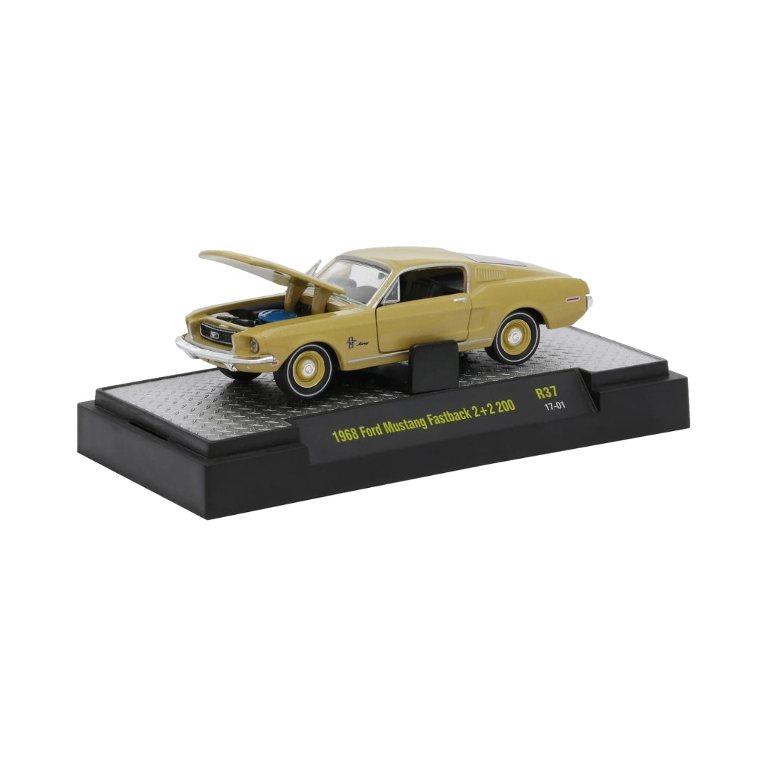 1968 Ford Mustang Fastback 2+2 200 - Gold