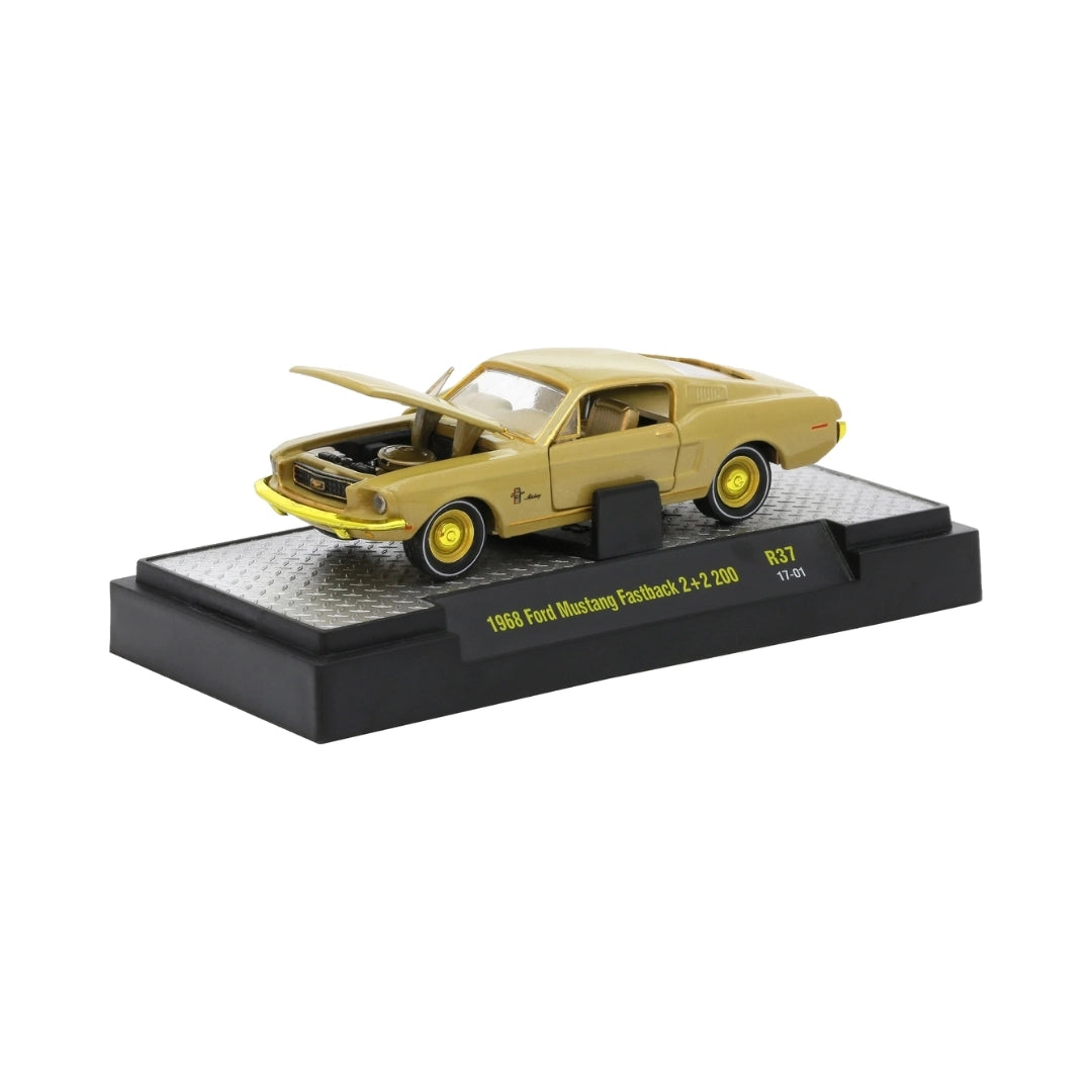 1968 Ford Mustang Fastback 2+2 200 - Gold (Chase)
