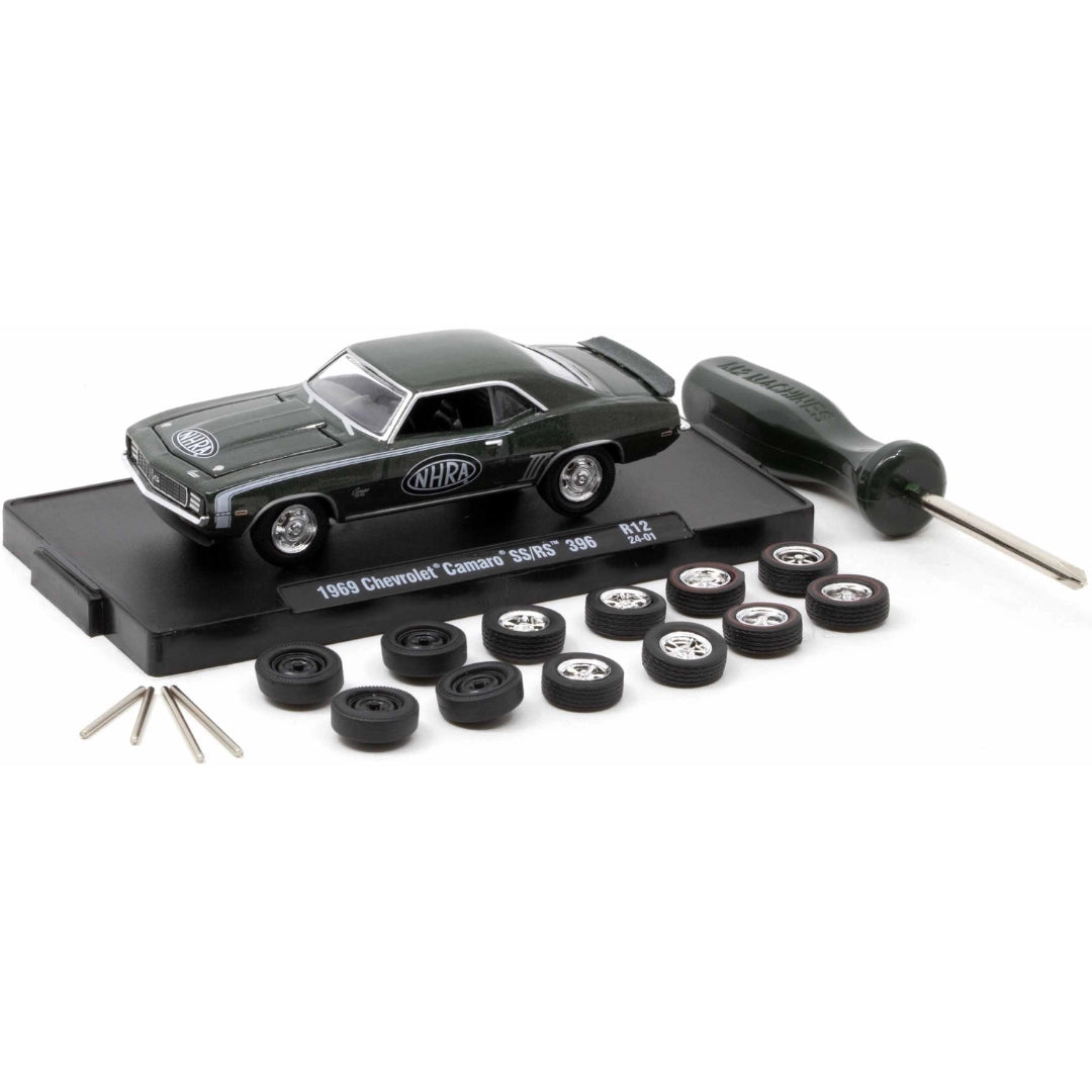 1969 Chevrolet Camaro SS/RS 396 - Dark Green (Silver Chrome Closed Rims, Black Interior)