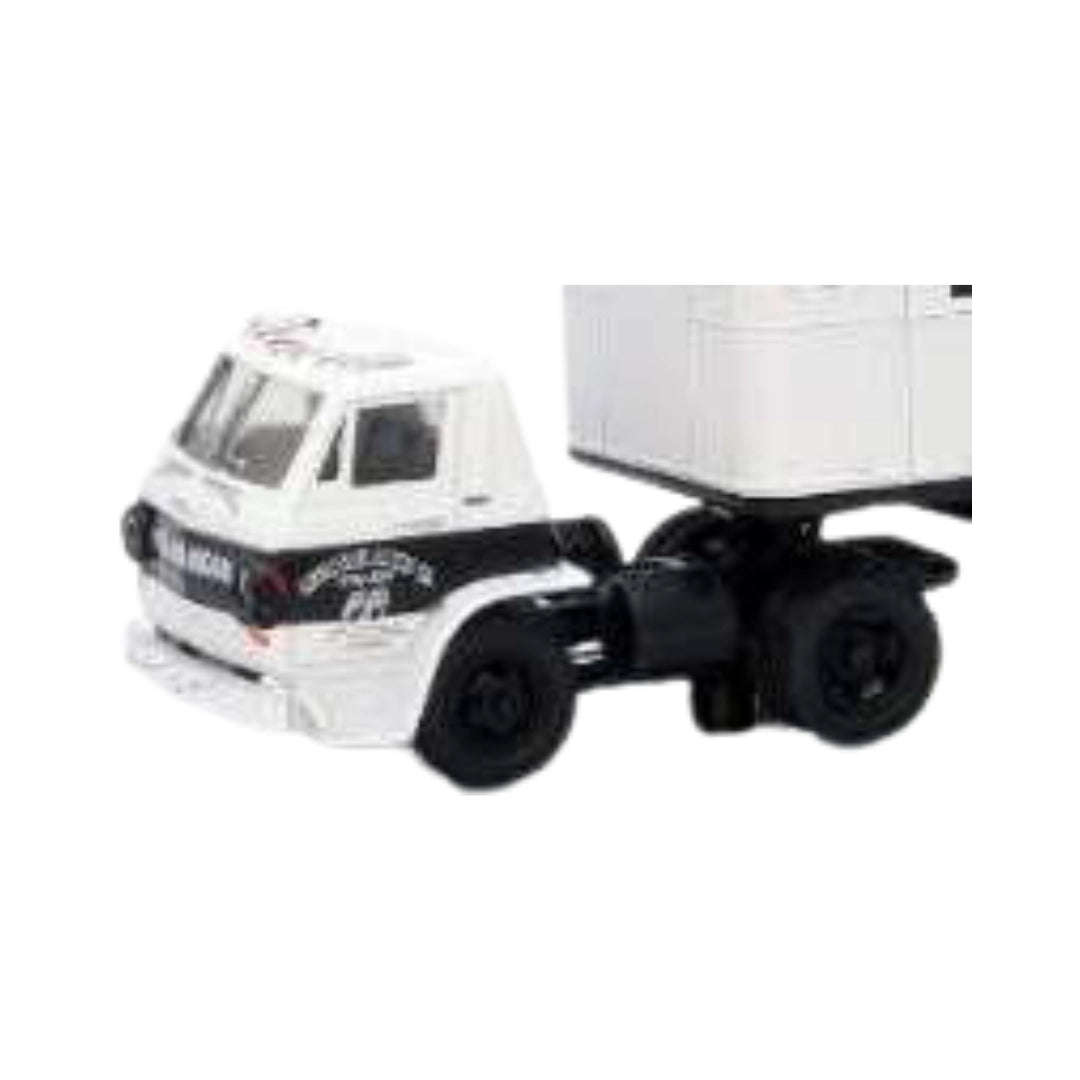 1969 Dodge L600 - White/Black Mooneyes