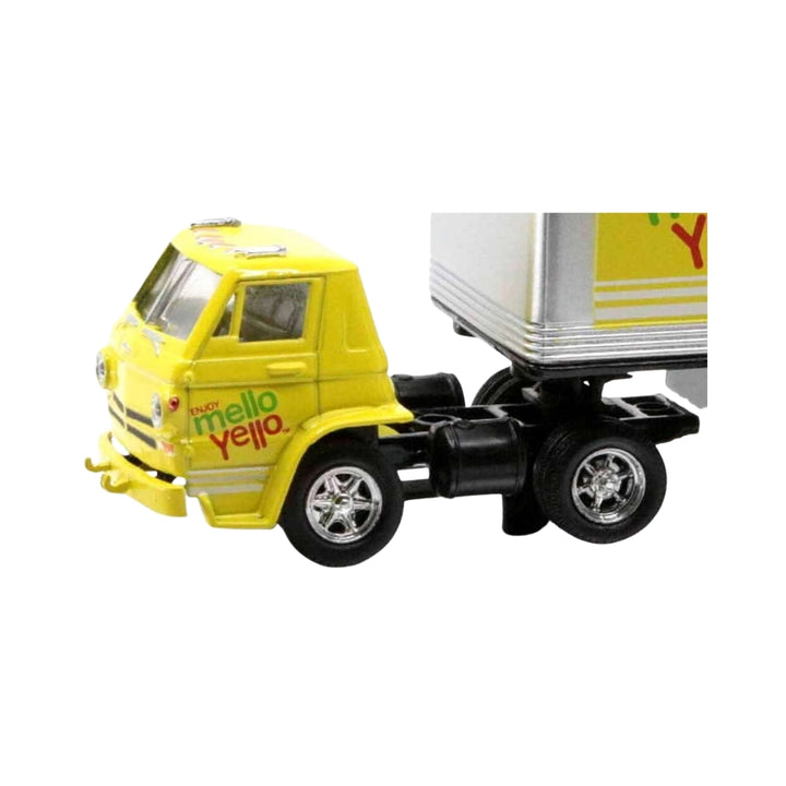 1969 Dodge L600 COE - Yellow Mello Yello