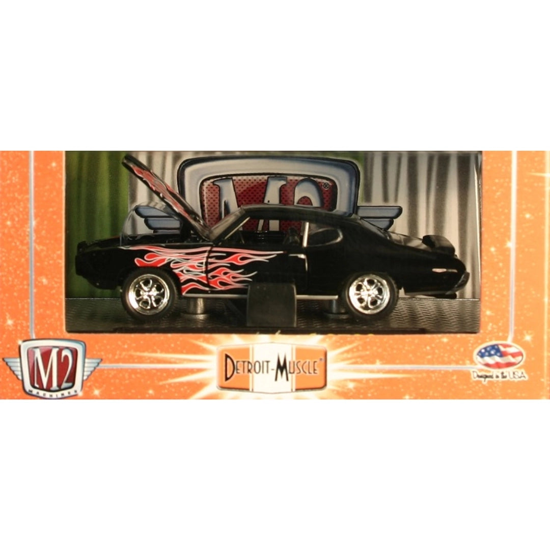 1969 Pontiac GTO - Black (Flame Livery, Box)