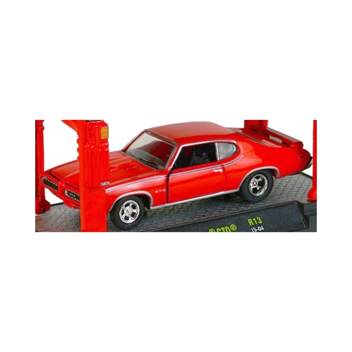 1969 Pontiac GTO - Red (Auto-Lift Release 13 Set)