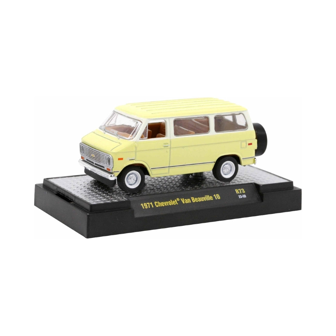 1971 Chevrolet Van Beauville 10 - Pale Yellow/White