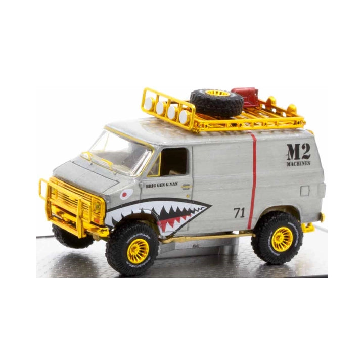 1971 Chevrolet Van G10 4x4 - White Shark Mouth (Gold Super Chase)