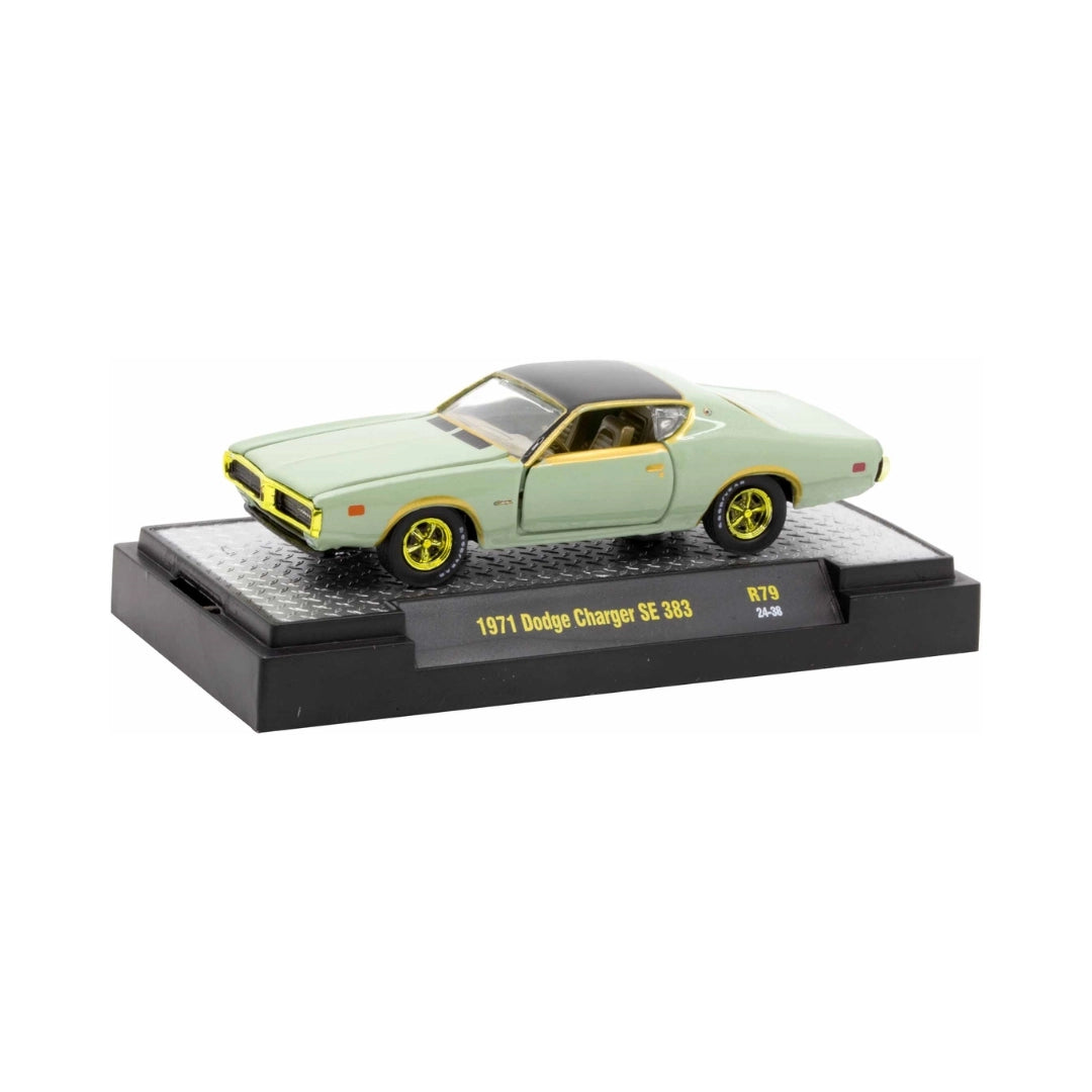1971 Dodge Charger SE 383 - Light Green (Yellow Chrome Details / Brass Interior / Chase / Limited Edition)