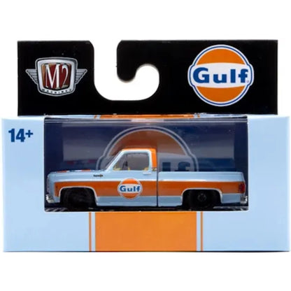 1973 Chevrolet Cheyenne 10 - Gulf Oil (Black Rims, Yellow Interior)