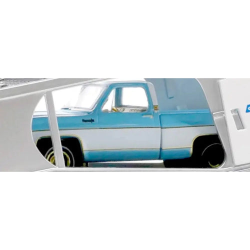 1973 Chevrolet Cheyenne 10 - Light Blue & White Chase (Yellow Chrome Details, Gold Interior)