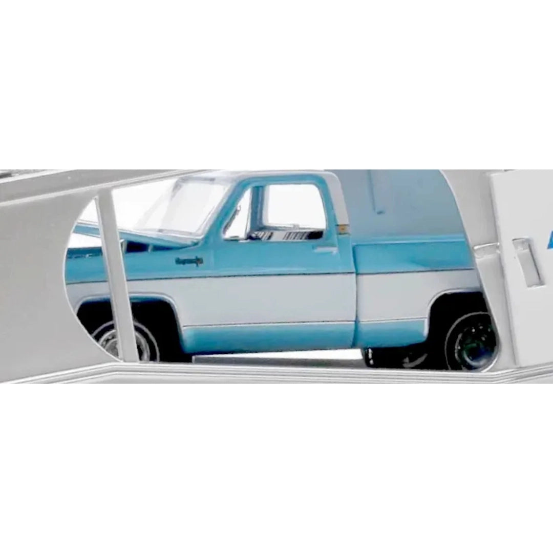 1973 Chevrolet Cheyenne 10 - Light Blue & White (Silver Chrome Details, Black Interior)