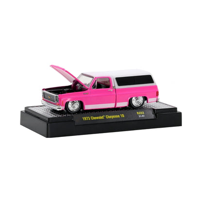 1973 Chevrolet Cheyenne 10 - Pink SUV Chase (Gold Chrome Details, Copper Interior)