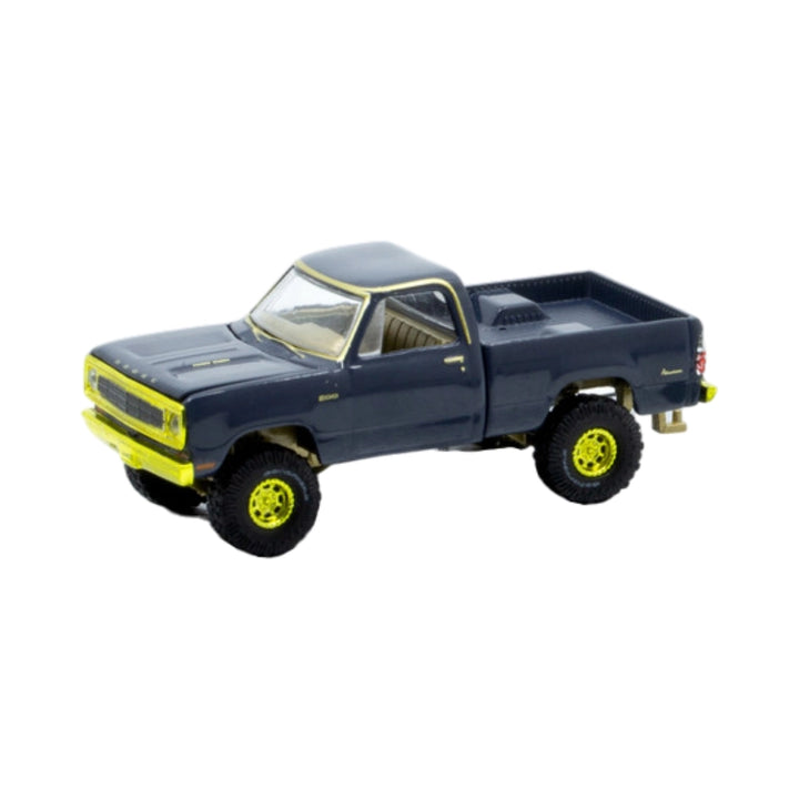 1974 Dodge W200 Power Wagon - Dark Blue (Yellow Chrome Rims & Details, Brass Interior, Chase, Limited Edition, Set Exclusive)
