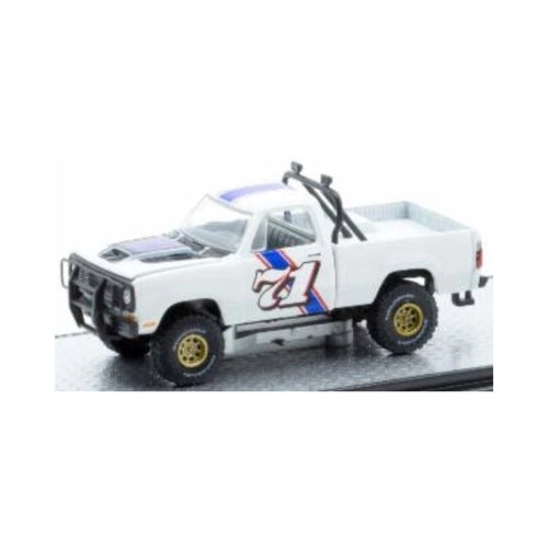 1974 Dodge W200 Power Wagon - White (M2 Machines Auto-Haulers Release 85, Set Exclusive)