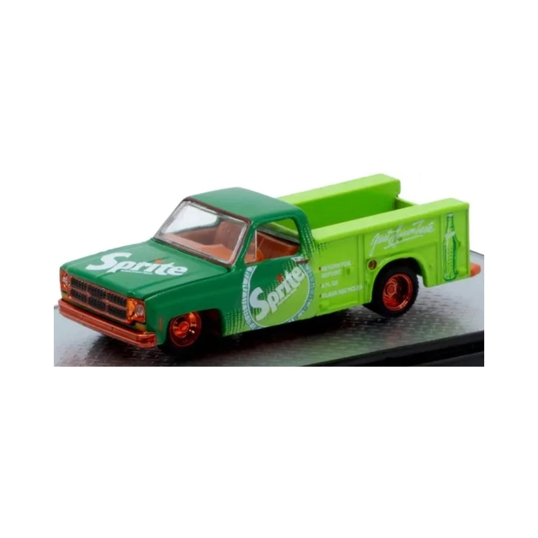 1975 GMC Sierra Grande 15 - Green Sprite (White Rims & Details, Black Interior)